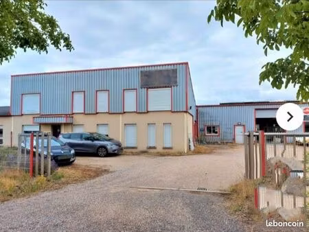bâtiment industriel