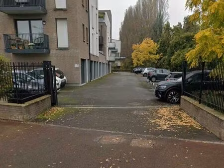 ◊ parking sécurisé marcq croisé – accès facile – rare