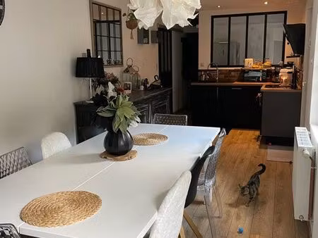 maison rénovée de ville avec terrain