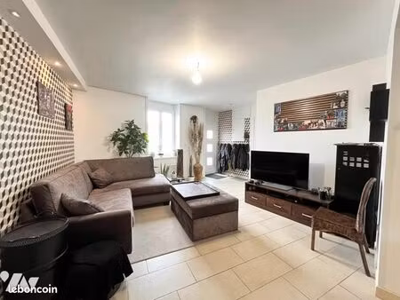 maison semi-mitoyenne