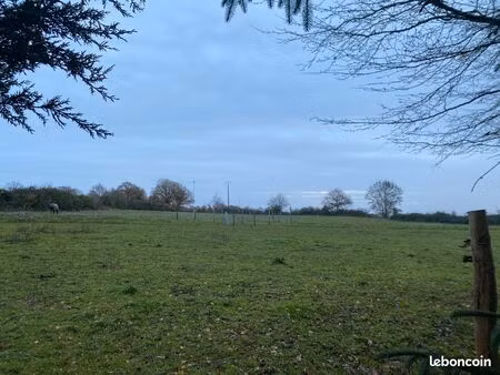 maison en pierre sur 3 ha de terrain agricole