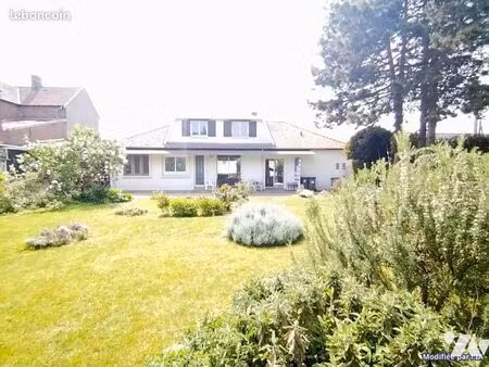 maison 7 pièces 163 m²