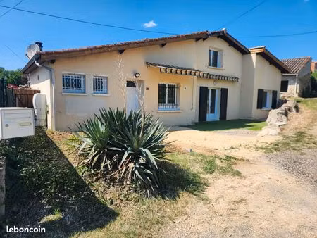 maison individuelle + garage à la campagne