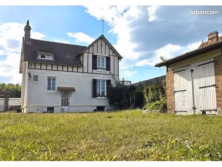maison 4 pièces 105 m²