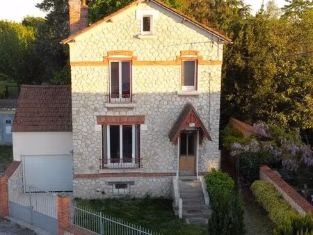 maison de charme – jardin 800 m² – quartier recherché viroy