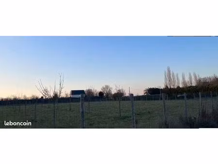 terrain 8 360 m² sainte catherine de fierbois