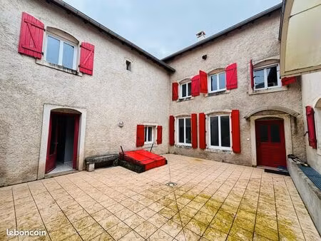 lot de deux appartements