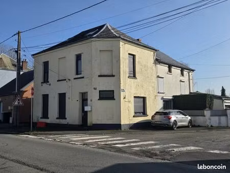vente d’une maison composée de 3 appartements