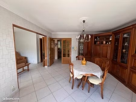 appartement 5 pièces 93 m²