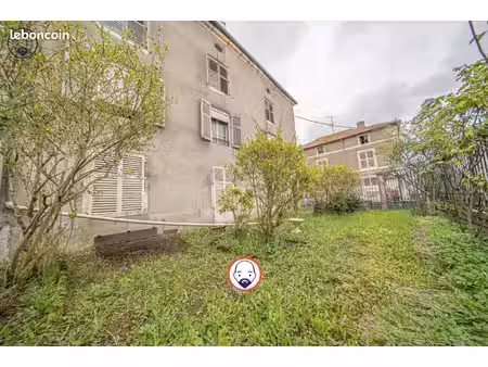 immeuble 8 pièces 354 m²