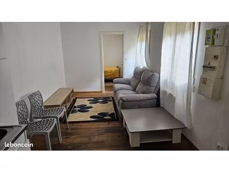 f2 28m2 meublé centre ville - côté cinéma