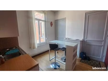 studio meublé avec mezzanine à deux pas du campus de villeneuve-d’ascq