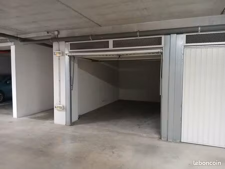 box à louer dans parking sécurisé