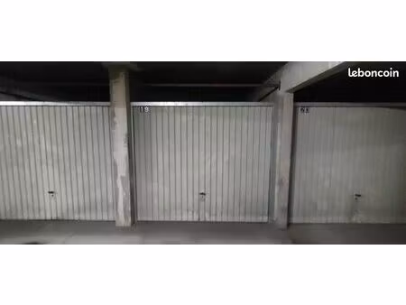 garage/box 12 m² pau