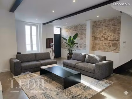 maison de ville 4 pièces 146 m²