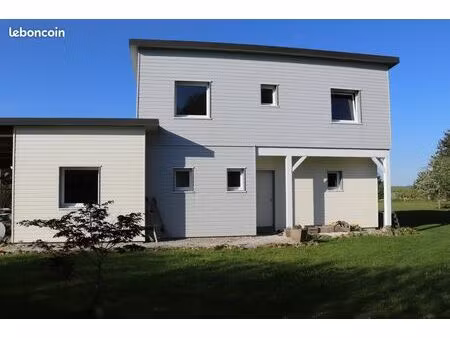 maison bois  économe avec vue imprenable