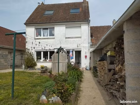 maison 4 chambres+garage+dépendances+terrain à zouafques