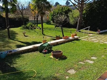 terrain 682 m² roussillon
