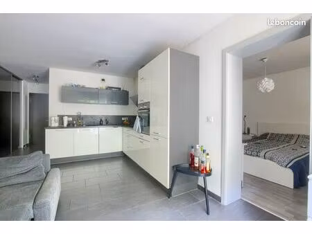 appartement 2 pièces 50 m²