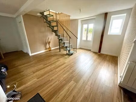 duplex bourg de nozay