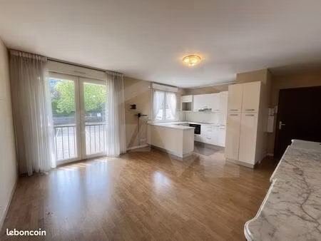 appartement 3 pièces 54 m²