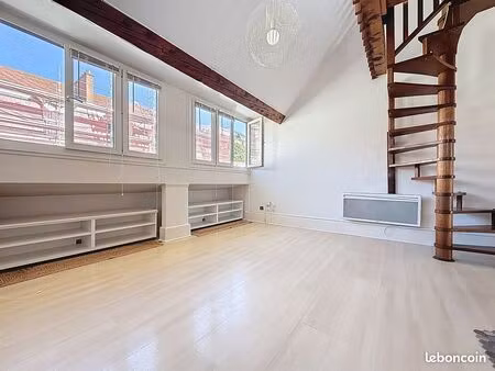 appartement 2 pièces 62 m²