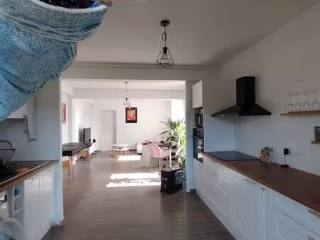 appartement 60 m2 - entièrement rénové