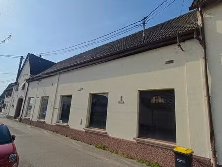 ensemble immobilier mixte / local + 2 logements potentiels - soufflenheim ( 67 ) - 139000