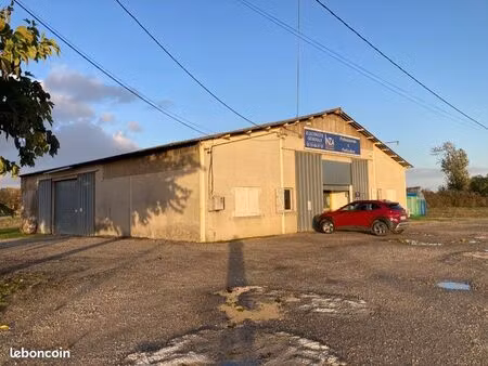 local commercial 400m2 avec bureaux zone o`green