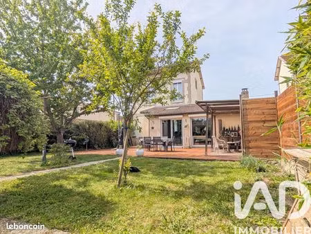 maison 7 pièces 145 m²