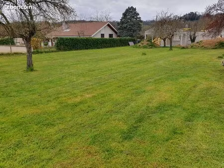 terrain 940 m2 viabilise