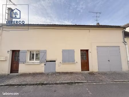 immeuble 5 pièces 80 m²