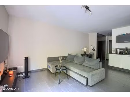 appartement 2 pièces 50 m²