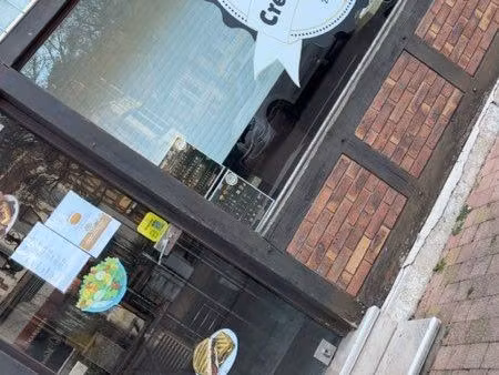 crêperie ( restauration rapide )