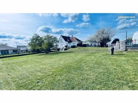 très beau pavilon a haucourt moulaine
