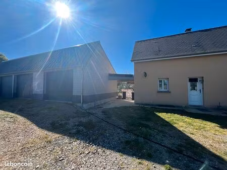 maison avec dépendance  grand terrain et triple garage en normandie