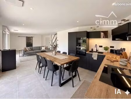 maison de ville 164 m² saint-cyr-en-val