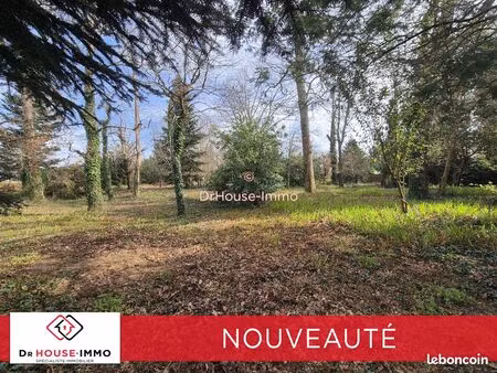 terrain 2700 m² seyresse
