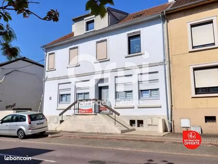 immeuble 10 pièces 445 m²
