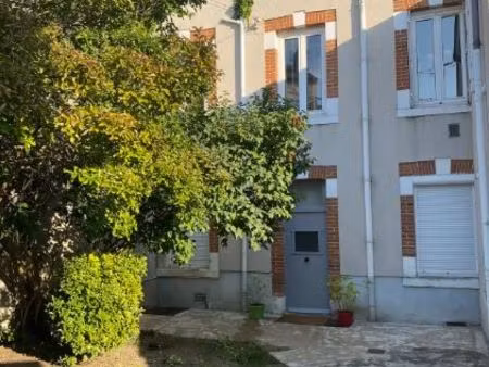 t1 bis meublé lumineux 26 5 m² – quartier dunois – calme + terrasse – idéal étudiant