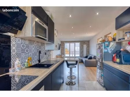 appartement t4 entièrement rénové