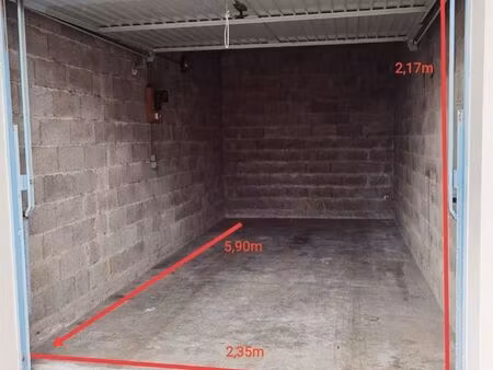 garage / box fermé à louer