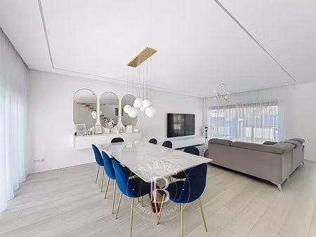 maison de luxe à louer à mareil-marly