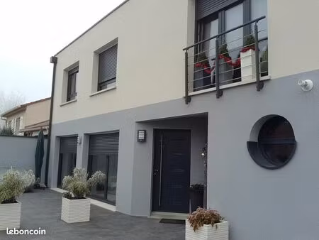maison a chesny - 5 pieces -155 m2