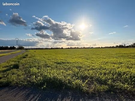 terrain 550 m² azay sur cher