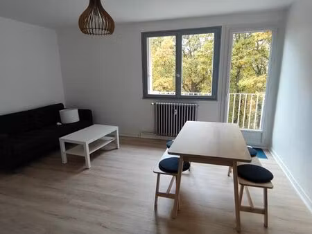 avrillé – appartement 83 m² + 43 m² aménageables – dernier étage – garage – vue parc