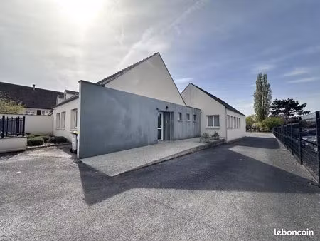 immeuble 5 pièces 180 m²