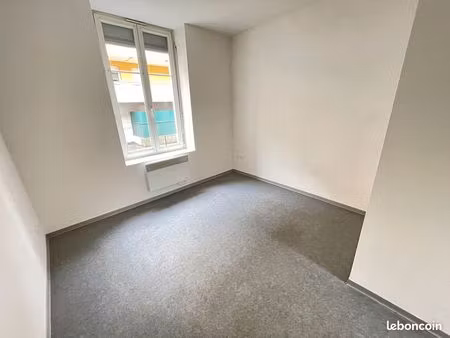 studio 1 pièce 18 m²