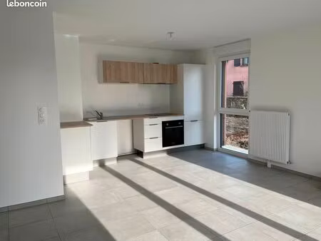 f3 de 2024 66m2 jardin garage parking