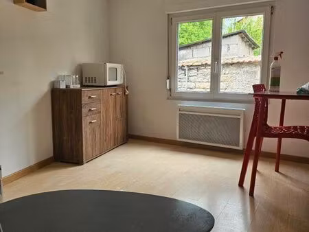 studio meuble